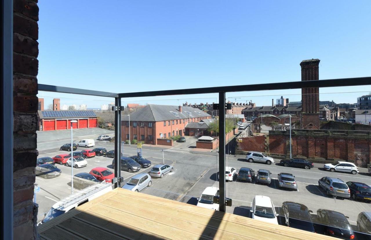 Ferienwohnung Stunning Penthouse Slps 20 Manchester Exterior foto
